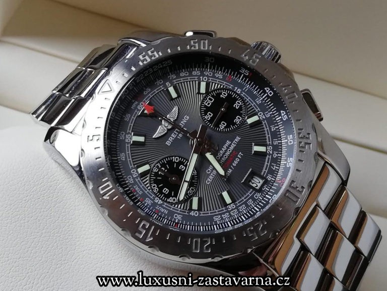 1 Breitling Skyracer Black eye Gray 43mm