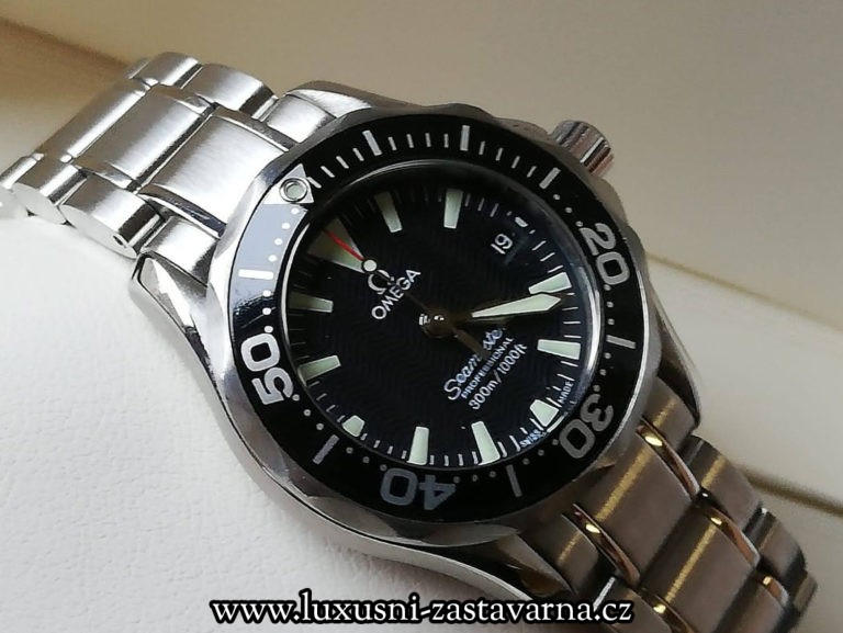 1 Omega Seamaster Diver 300M Black Dial 28mm Steel