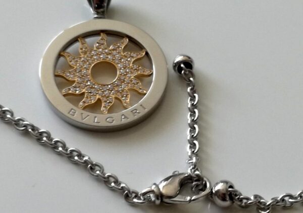 Řetízek_s_přívěskem_BVLGARI_02