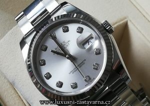 pravé hodinky, ocelový model Datejust s bílým ciferníkem