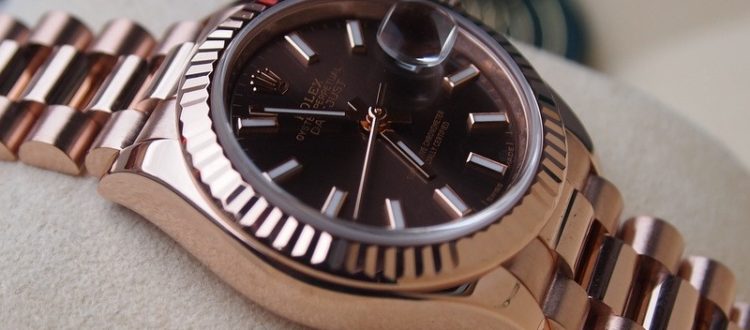 hodinky s datumovou funkcí Rolex Datejust v provedení z růžového zlata