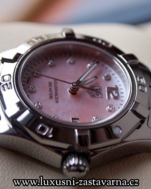 TAG_Heuer_Aquaracer_27mm,_růžový_ciferník_s_diamanty_01