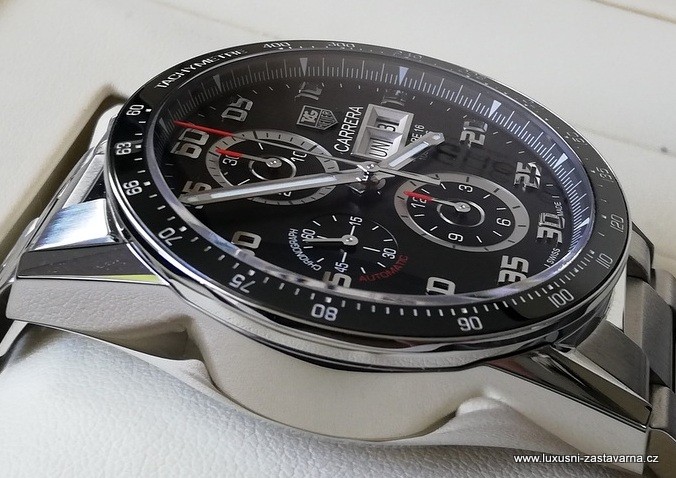 TAG_Heuer_Carrera_Calibre_16_Automatic_Chronograph_43mm_05