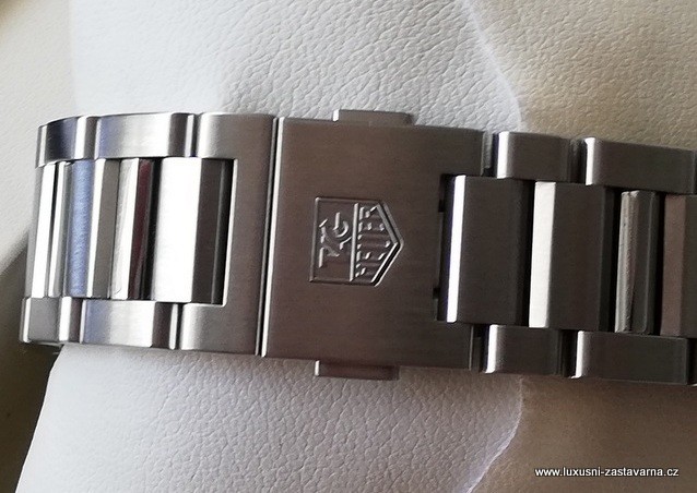 TAG_Heuer_Carrera_Calibre_16_Automatic_Chronograph_43mm_08