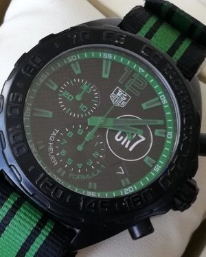 TAG_Heuer_Formula_1,_42mm_Limitovaná_edice_02