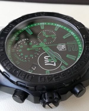 TAG_Heuer_Formula_1,_42mm_Limitovaná_edice_05