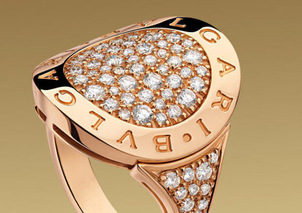 full_bulgari-bvlgari-bvlgari-ring-in-18kt-pink-gold-with-pav-diamonds-an854862_001