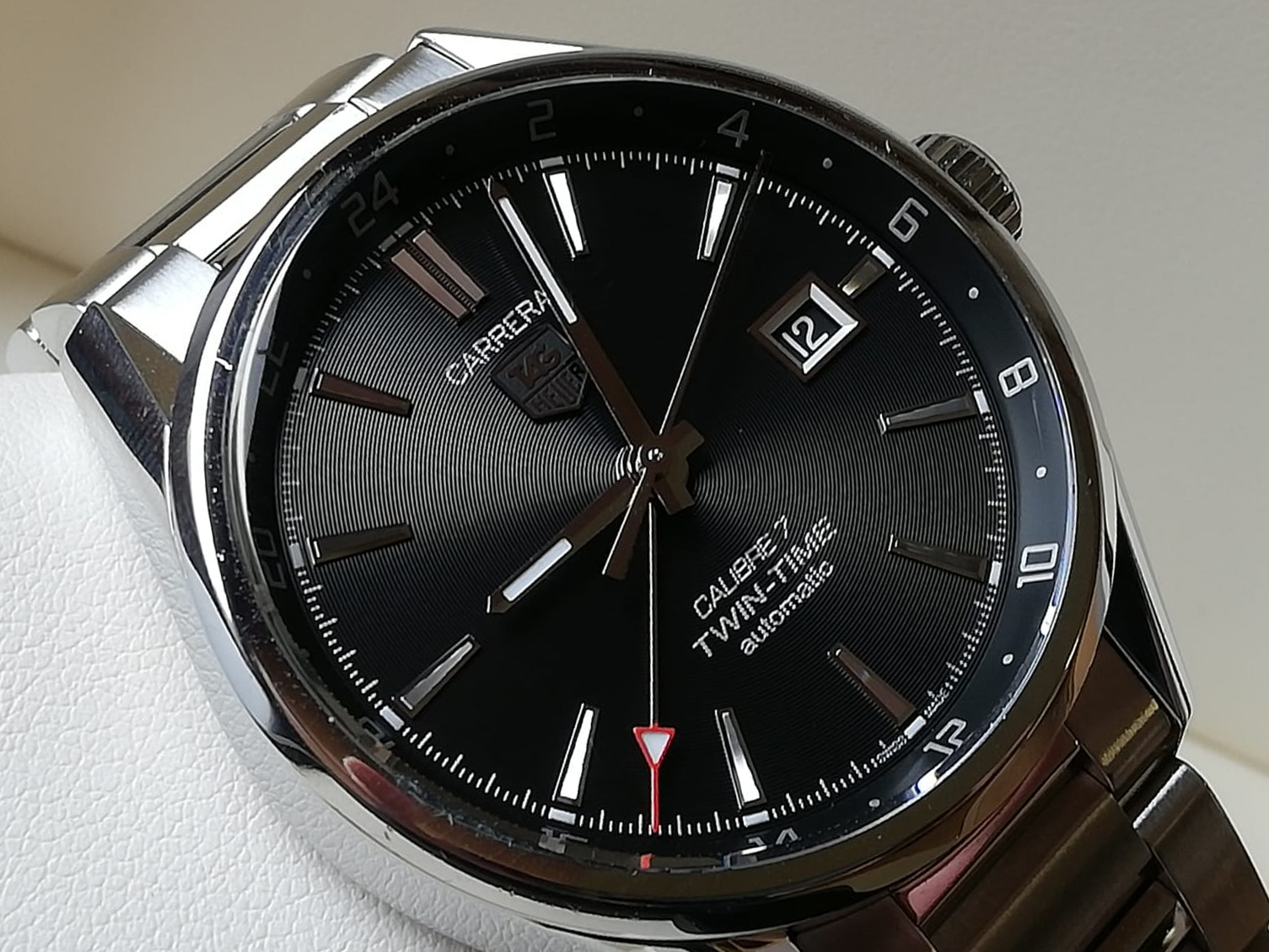 1 Tag Heuer Carrera Calibre 7 Twin Time 1 Tag Heuer Carrera Calibre 7 Twin Time