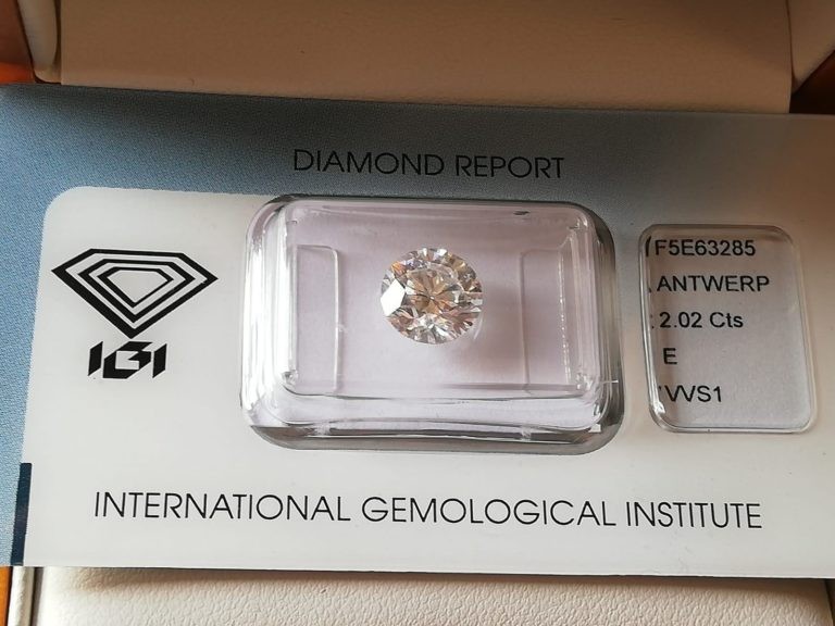 Investiční_diamant_2,02ct,VVS1,E_01