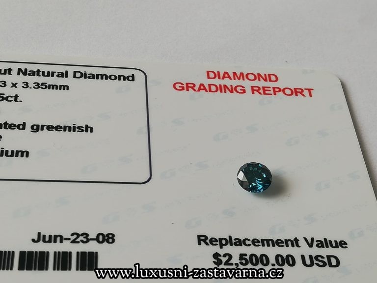 Přírodní_diamant_o_váze_0,65ct_01