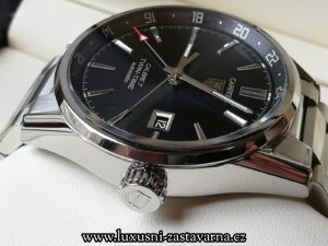 luxusní použité hodinky, prodané do luxusní zastavárny