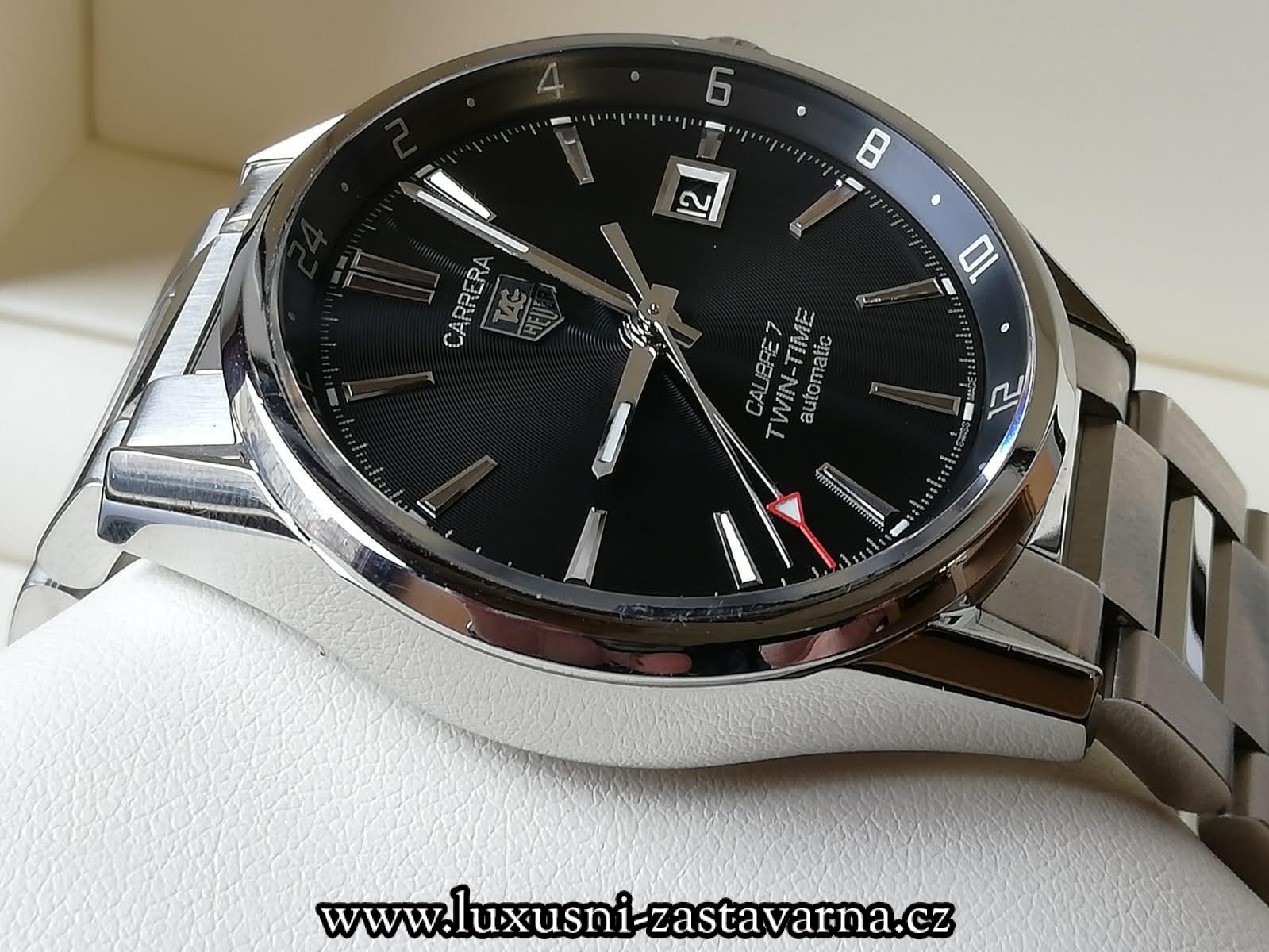 Tag_Heuer_Carrera_Calibre_7_Twin_Time_04