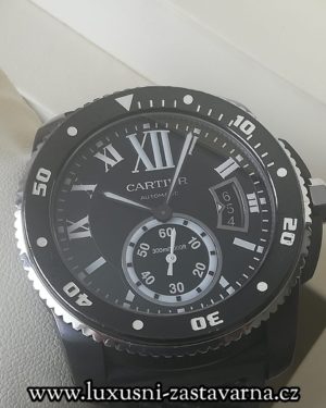 Cartier_Calibre_De_Cartier_Diver_42mm_017