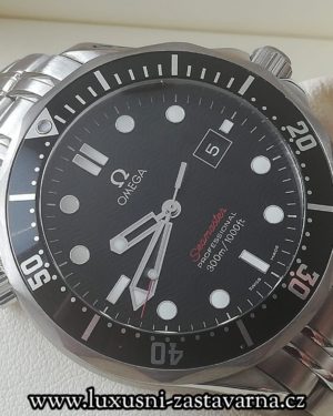 Omega_Seamaster_Diver_300_M