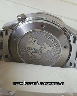 Omega_Seamaster_Diver_300_M_Ceramic_41mm_04