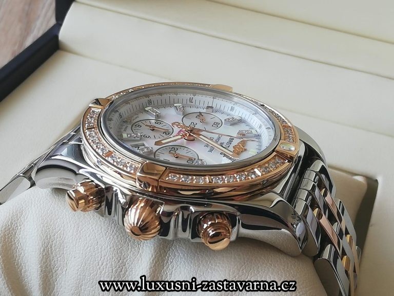 Breitling_Chronomat_B01_44mm_002