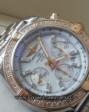 Breitling_Chronomat_B01_44mm_012