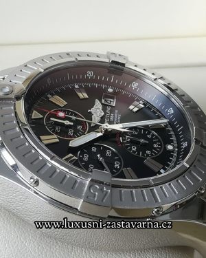 Breitling_Super_Avenger_48mm_003