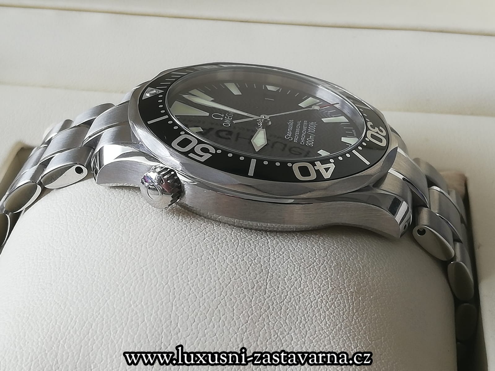 Omega_Seamaster_Professional_300M_41mm_010