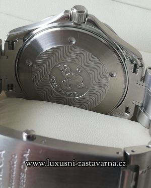 Omega_Seamaster_Professional_300M_41mm_011