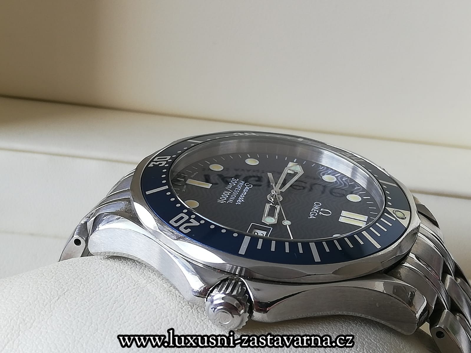 Omega_Seamaster_Professional_300M_41mm_08