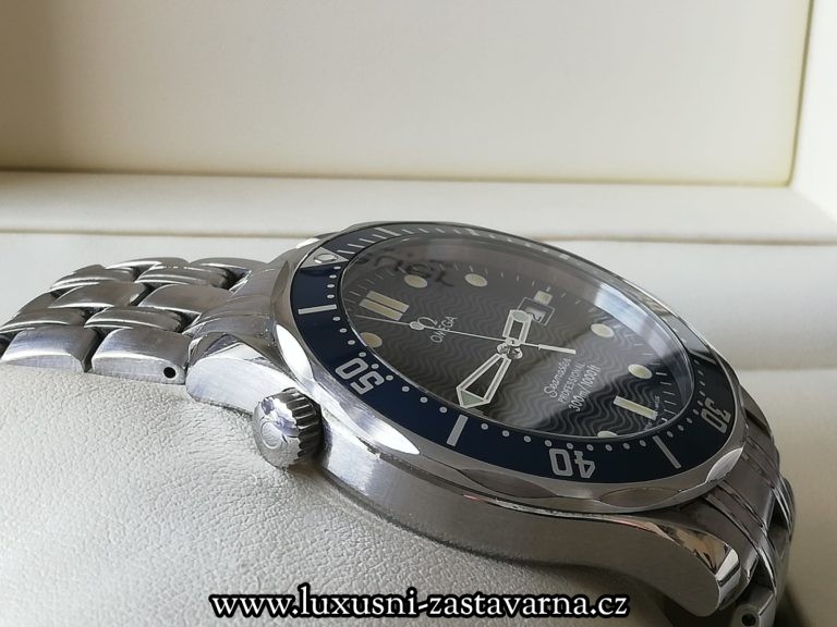 Omega_Seamaster_Professional_300M_41mm_09