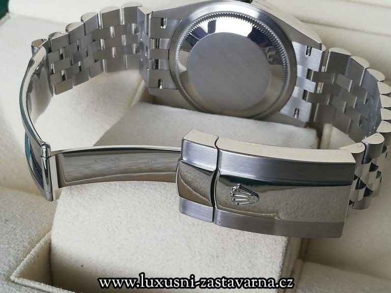 Rolex_Datejust_Blue_Dial_36mm_08