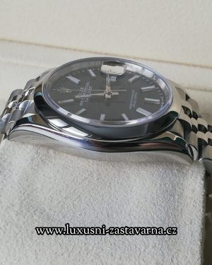 Rolex_Datejust_Blue_Dial_36mm_09