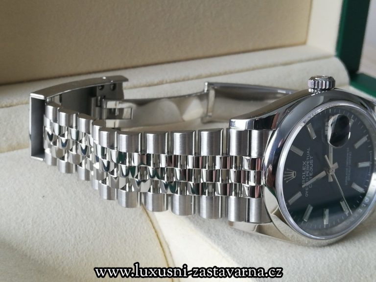 Rolex_Datejust_Blue_Dial_36mm_12