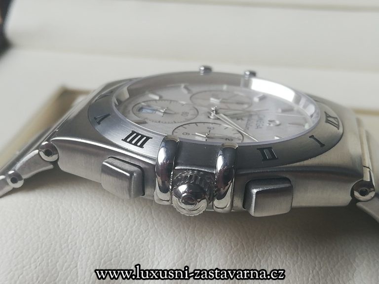 Omega_Constellation_Chronograph_39mm_04