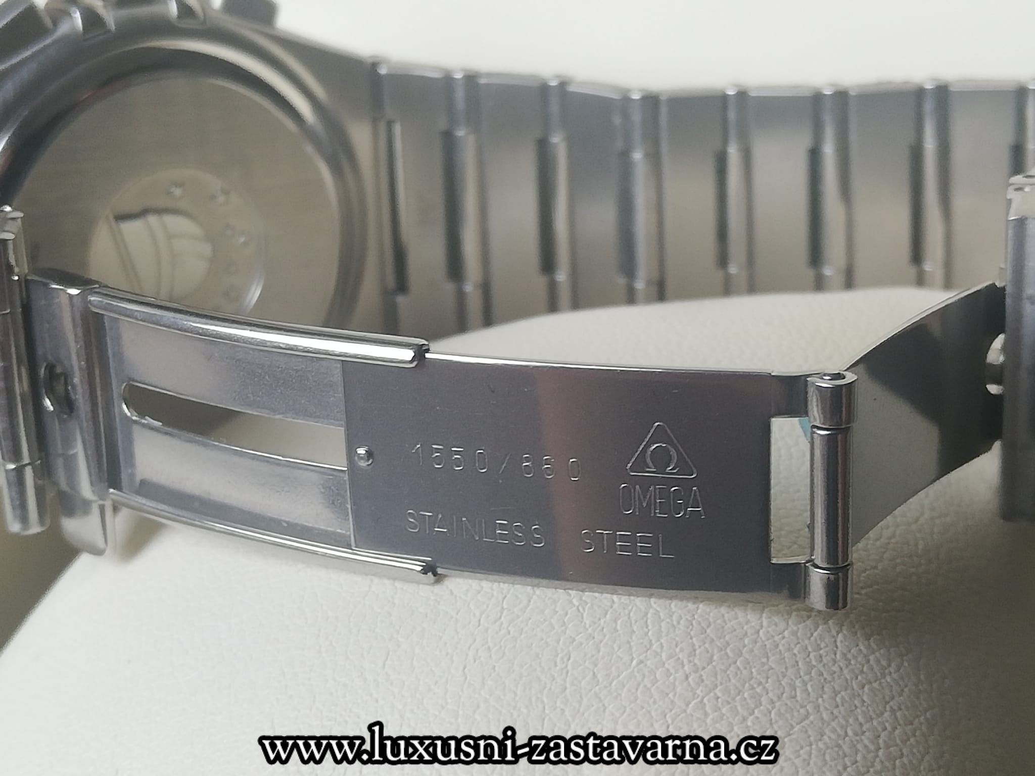 Omega_Constellation_Chronograph_39mm_06