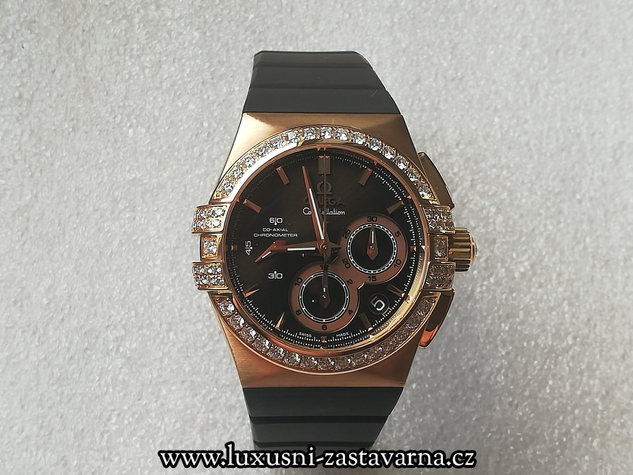 omega_double_eagle_co-axial_chronograph_35mm_004