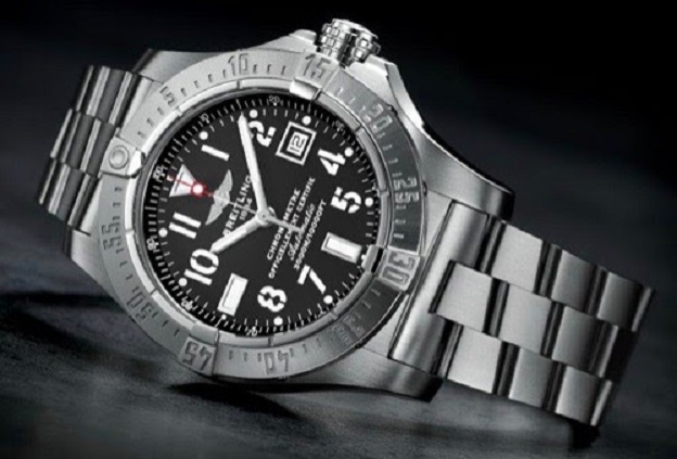 BREITLING AEROMARINE AVENGER II