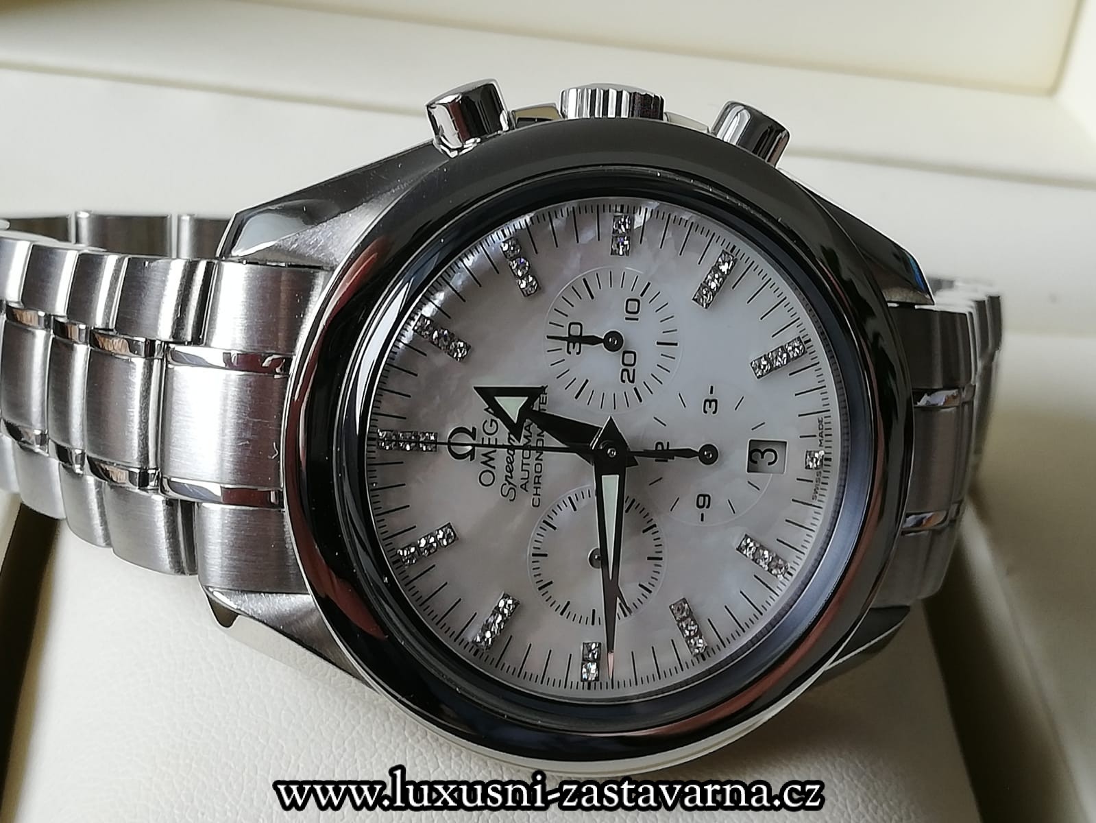 Omega_Speedmaster_Broad_Aroww_Chronograph_Automatic_42mm_18