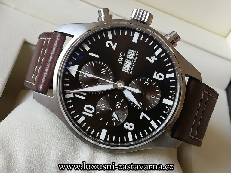 IWC_Pilots_Watch_Chronograph_Saint_Exupery_43mm_002