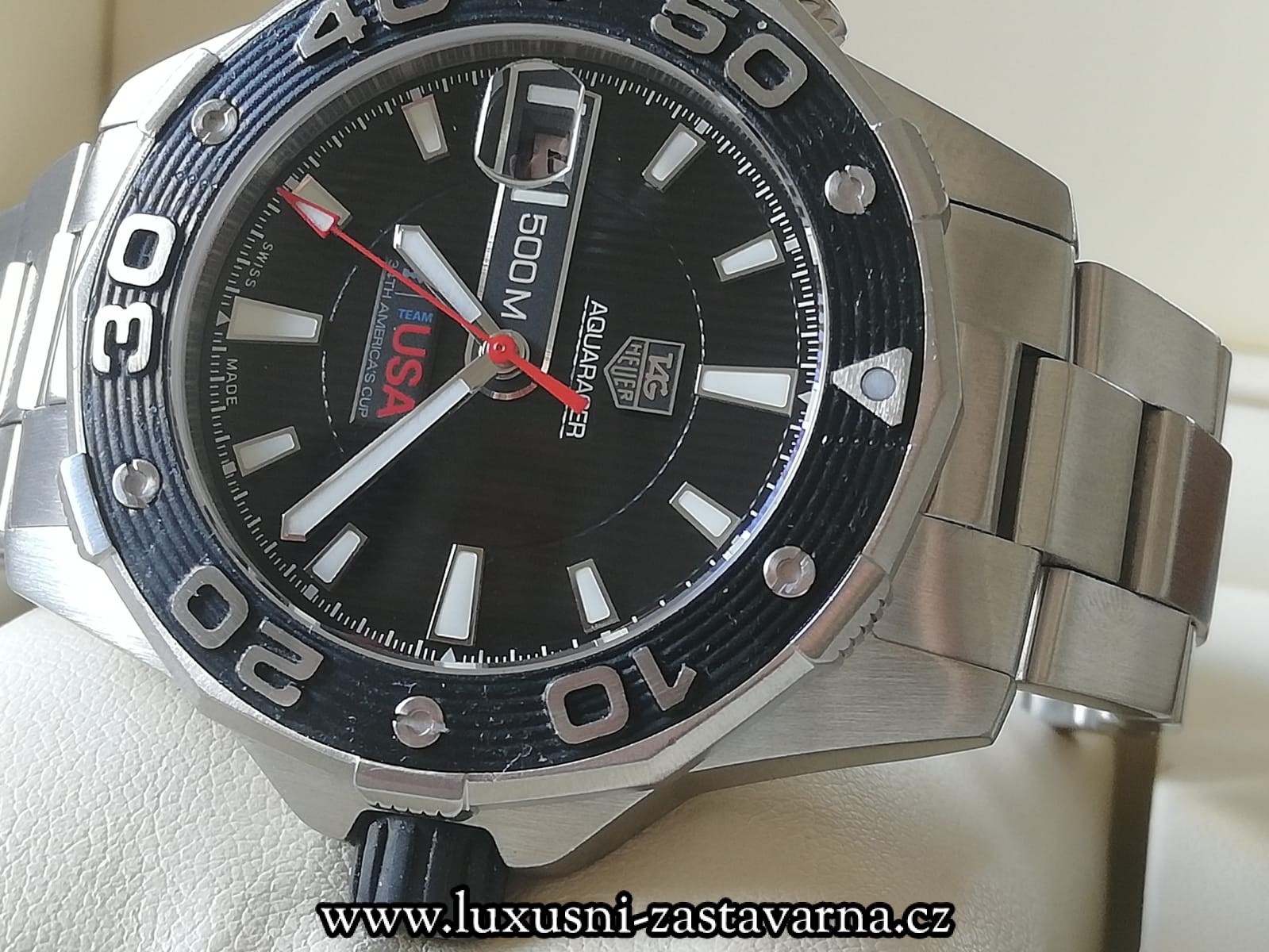 Tag_Heuer_Aquaracer_Team_USA_43mm_015