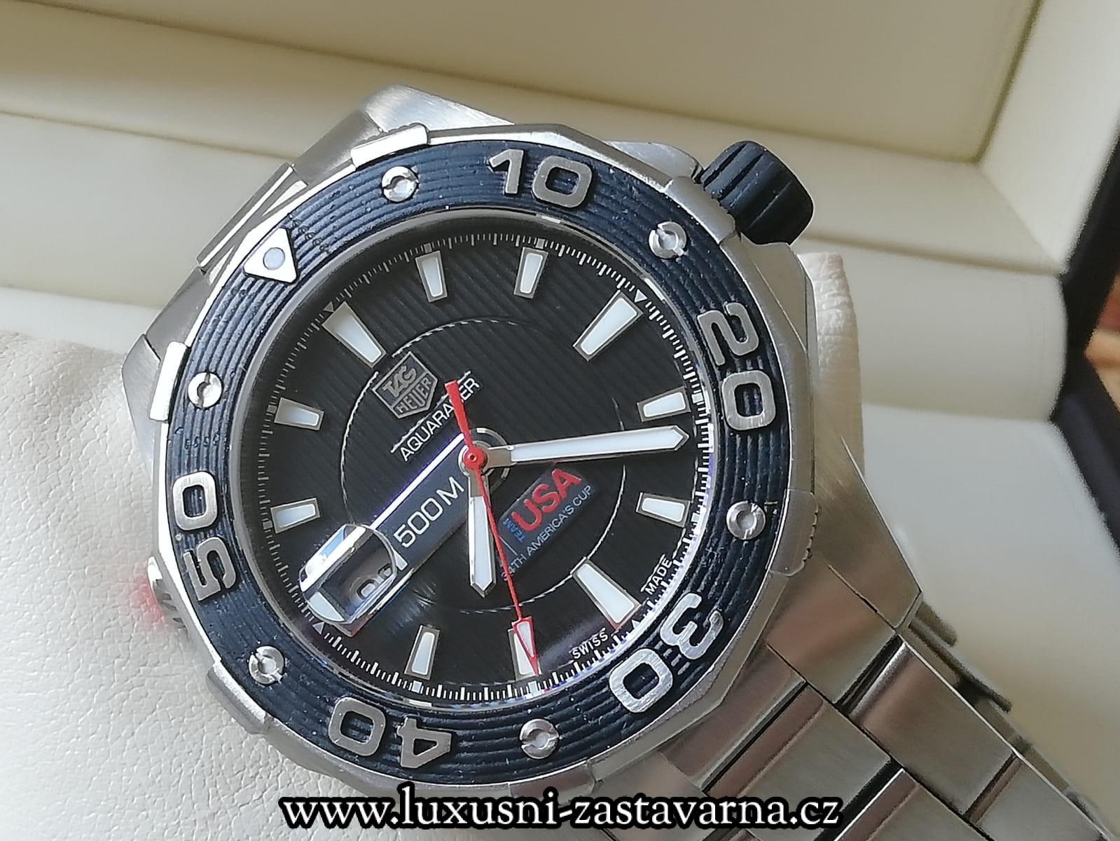 Tag_Heuer_Aquaracer_Team_USA_43mm_019