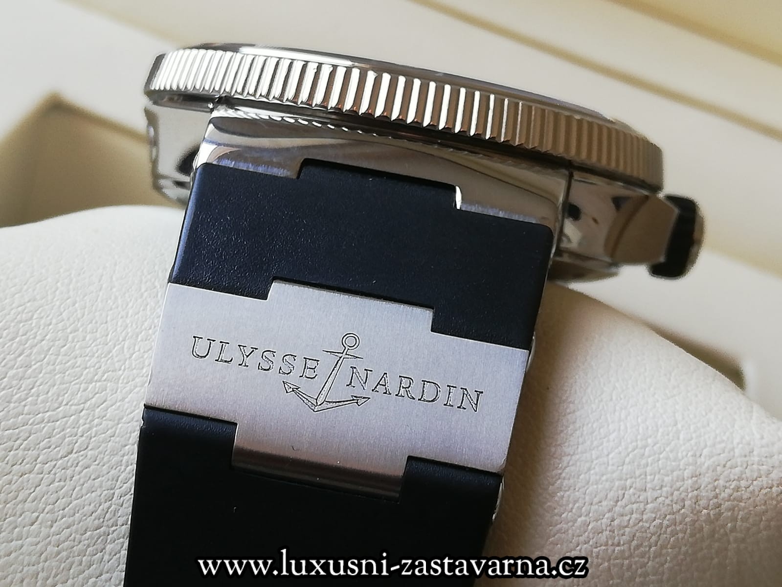 Ulysse_Nardin_Marine_Chronometer_Manufacture_45mm_01