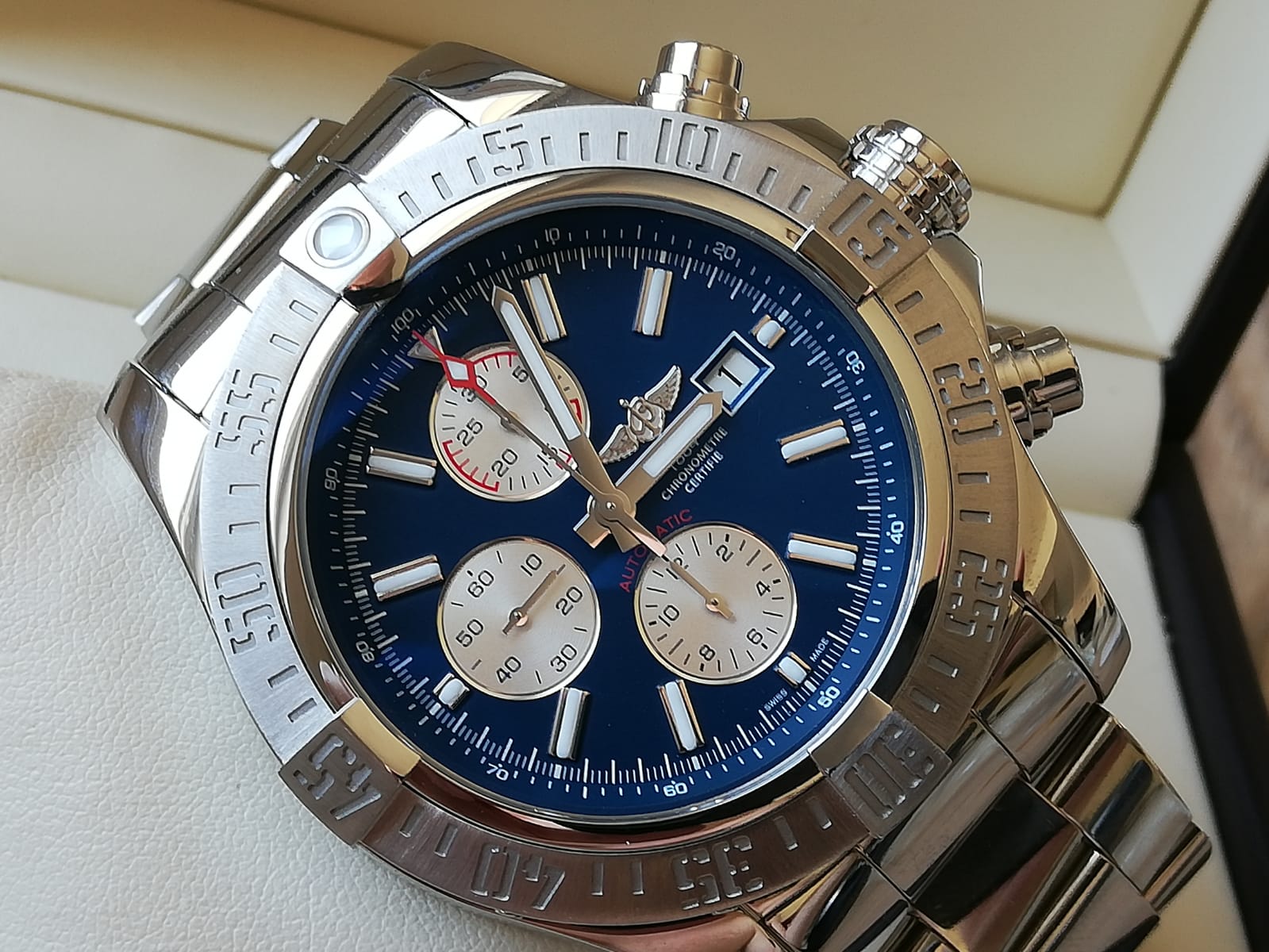 Breitling Super Avenger II 48mm Breitling Super Avenger II 48mm