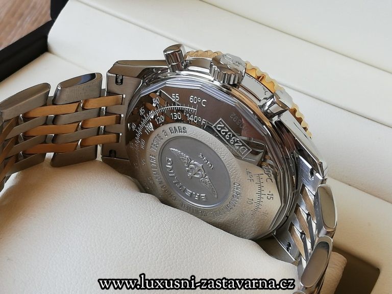 Breitling_Navitimer_42mm_007