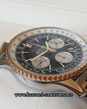 Breitling_Navitimer_42mm_009