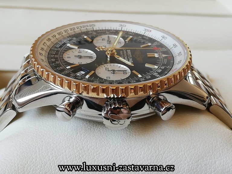 Breitling_Navitimer_42mm_015