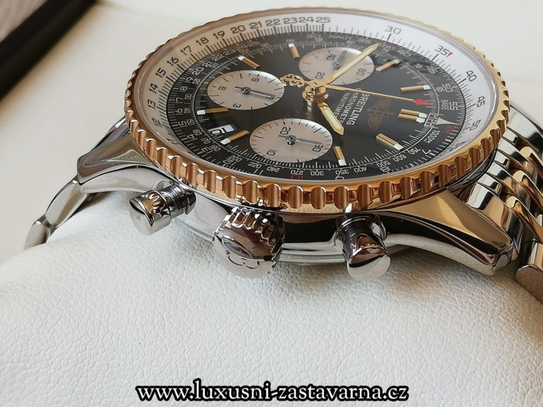 Breitling_Navitimer_42mm_019