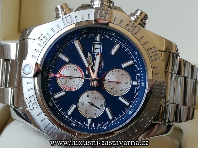 Breitling_Super_Avenger_II_48mm_006