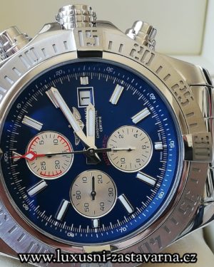 Breitling_Super_Avenger_II_48mm_010