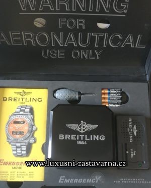 Breitling_Emergency_Titanium_43mm_010