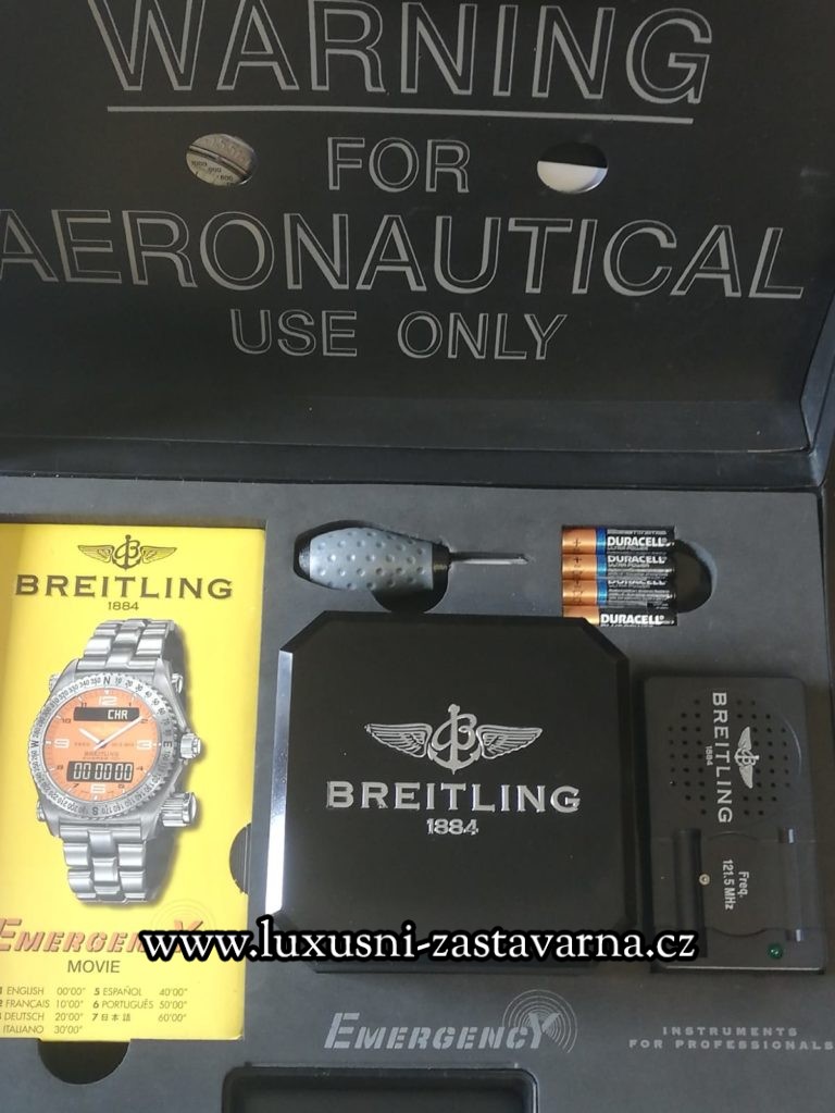 Breitling_Emergency_Titanium_43mm_010
