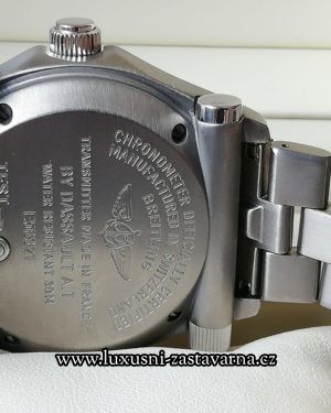 Breitling_Emergency_Titanium_43mm_013