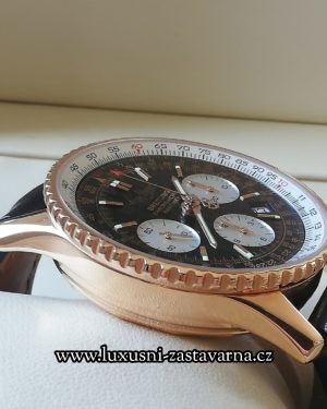 Breitling_Navitimer_Limited_Edition_of_500_Pieces_Rose_005