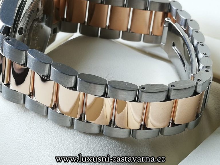 Omega_Seamaster_Aqua_Terr_steel_Rose_Gold_39mm_003